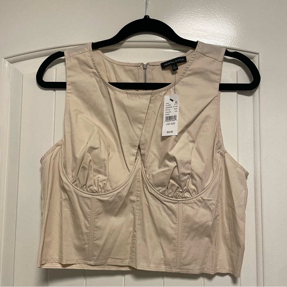 Kendall & Kylie Crop